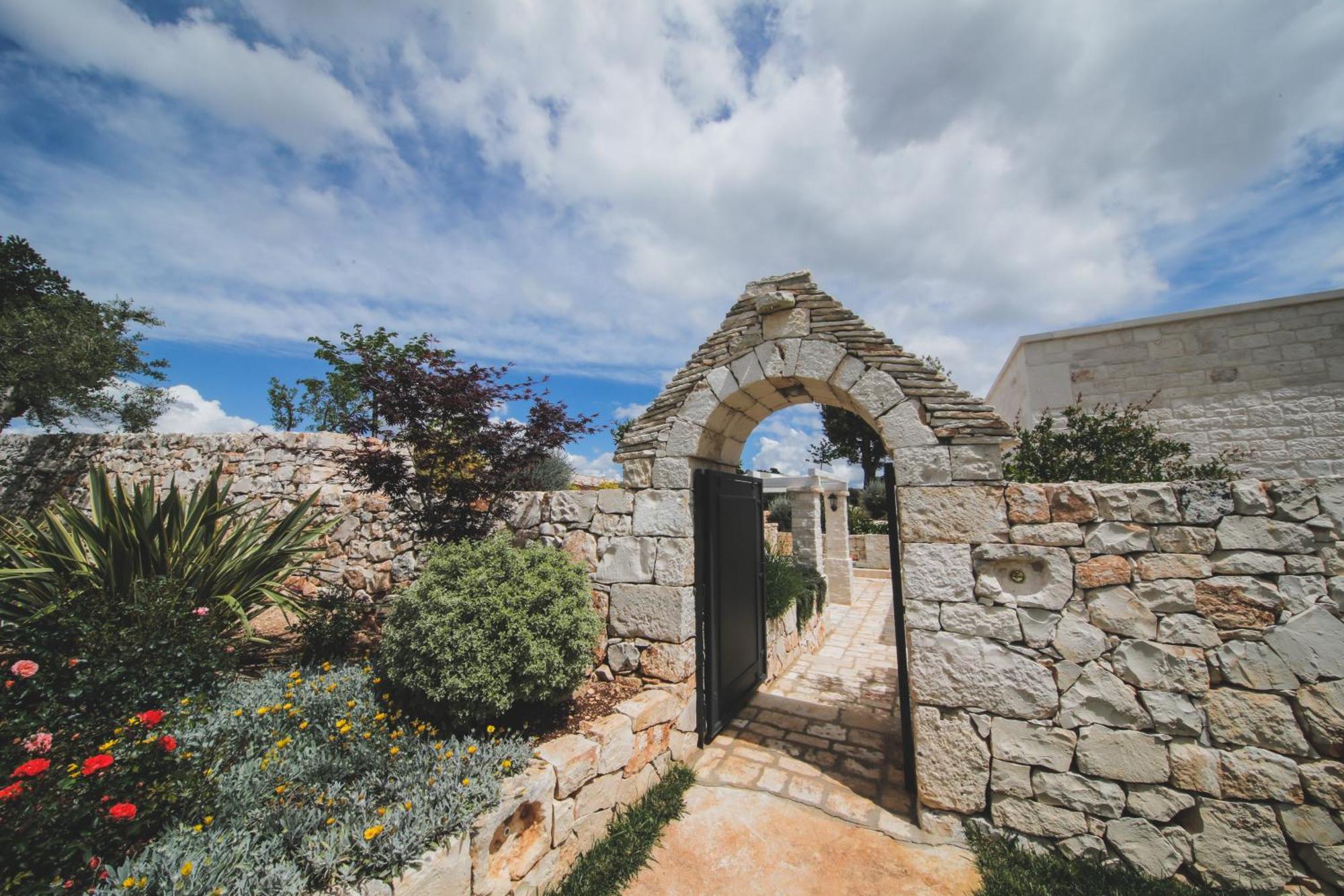洛科罗通多Trulli Arco Antico别墅 外观 照片